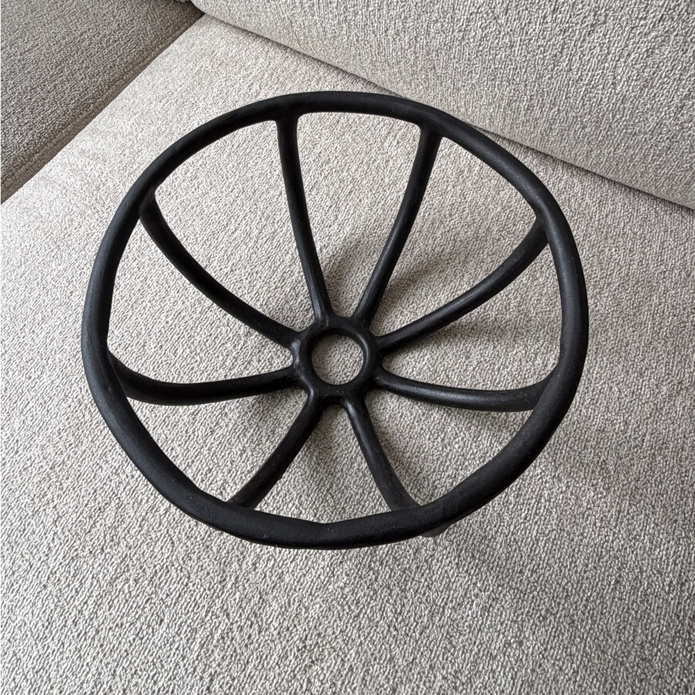 SIN Large Prong Fruit Bowl (larger than it appears in photos)